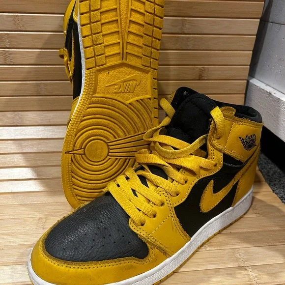 Jordan 1 mid “Taxi” size 6y - Picture 6 of 7